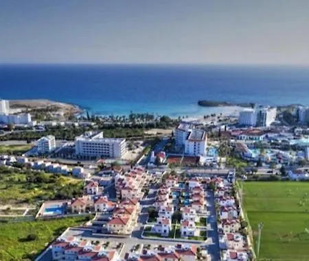 Nissi Golden Sands Free Wifi شقة