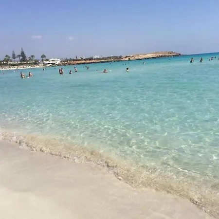 Nissi Golden Sands Free Wifi شقة *