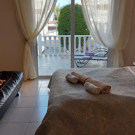 Nissi Golden Sands Free Wifi * أيا نابا